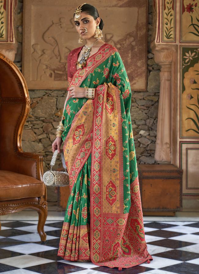 Banarasi Silk Green Wedding Wear Banarasi Broket Saree